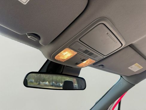 Used 2024 Honda Ridgeline Sport image 21