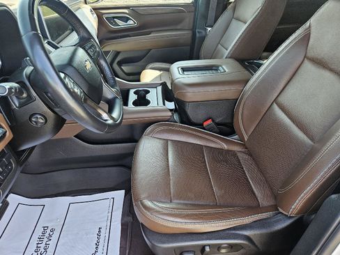 Used 2023 Chevrolet Suburban High Country w/ Advanced Technology Package AWD/4WD image 10