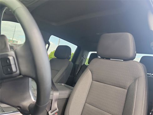 Used 2023 Chevrolet Silverado 1500 RST w/ Z71 Off-Road Package AWD/4WD image 17