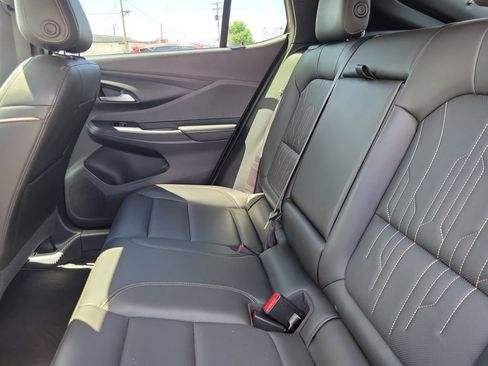 Certified 2025 Buick Envista Avenir FWD image 9