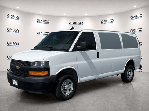Certified 2024 Chevrolet Express 2500 RWD image 3