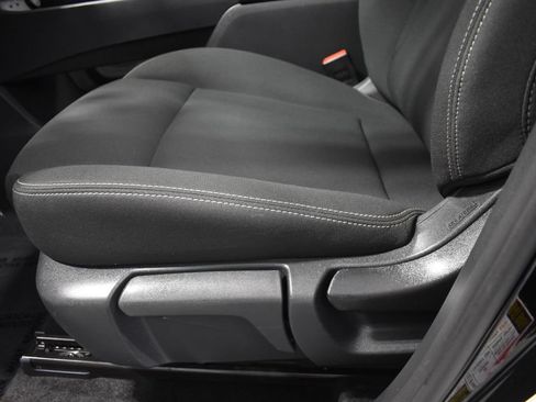 Certified 2025 Nissan Rogue S AWD/4WD image 17