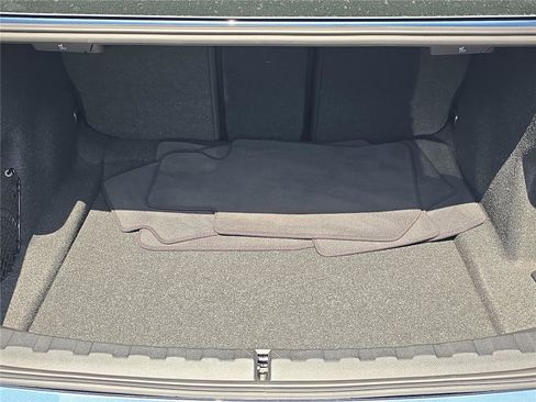 Used 2025 BMW 330i Sedan image 9