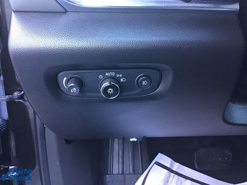 Used 2019 Chevrolet Traverse LT w/ LPO, Floor Liner Package image 39