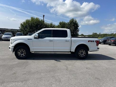 Used 2015 Ford F150 Platinum w/ Equipment Group 701A Luxury AWD/4WD image 4