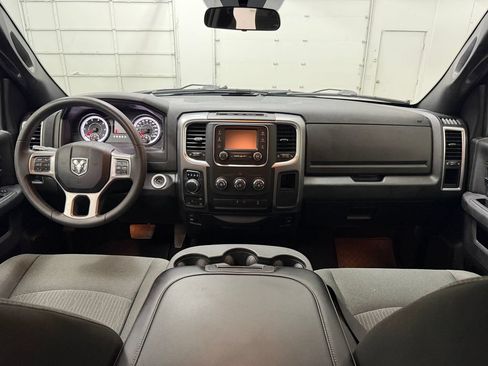 Used 2022 RAM 1500 Warlock AWD/4WD image 15