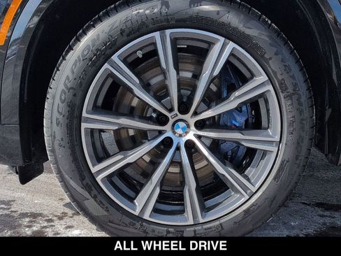 New 2026 BMW X5 M60i AWD/4WD image 9