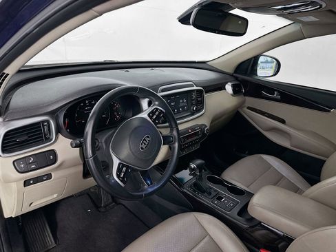 Used 2020 Kia Sorento EX FWD image 9