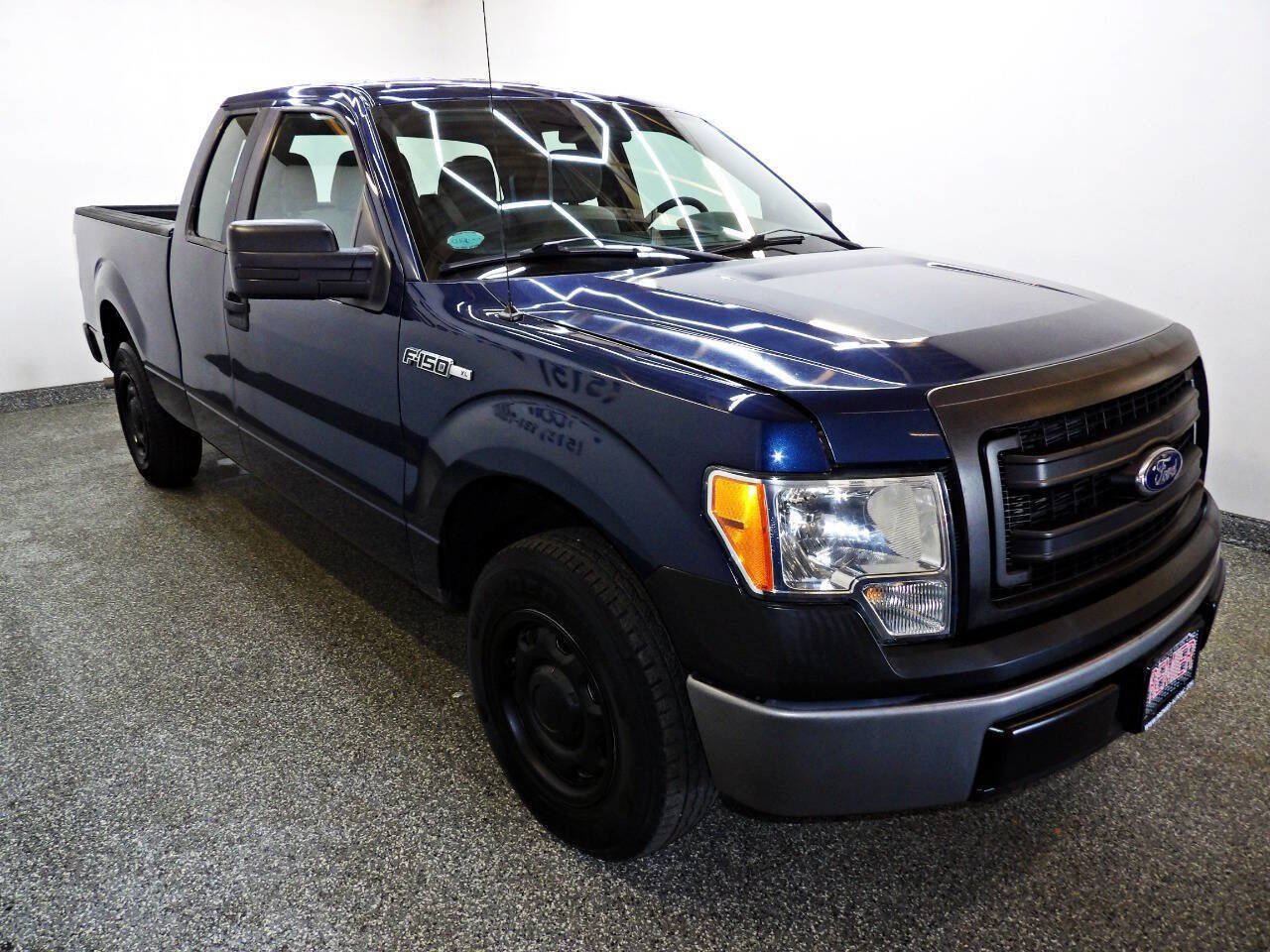 Used 2014 Ford F150 XL w/ Power Equipment Group RWD image 3