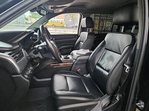 Used 2020 Chevrolet Suburban LT AWD/4WD image 9
