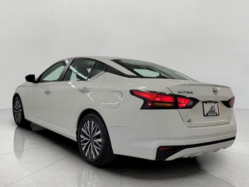 Used 2025 Nissan Altima 2.5 SV FWD image 20
