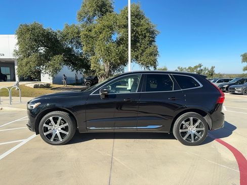 Used 2021 Volvo XC60 T5 Inscription w/ Protection Package Premier image 3