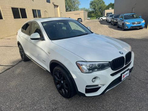 Used 2018 BMW X4 xDrive28i AWD/4WD image 13
