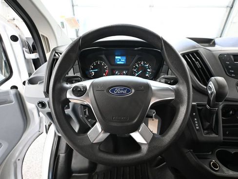Used 2017 Ford Transit 250 130 Low Roof w/ Exterior Upgrade Package RWD image 19