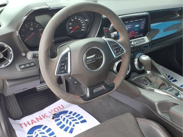 Used 2022 Chevrolet Camaro ZL1 RWD image 4