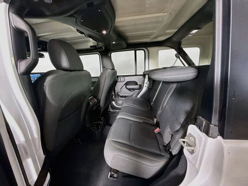 Used 2024 Jeep Wrangler Unlimited Sport AWD/4WD image 27