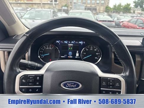 Used 2024 Ford Expedition Limited AWD/4WD image 28