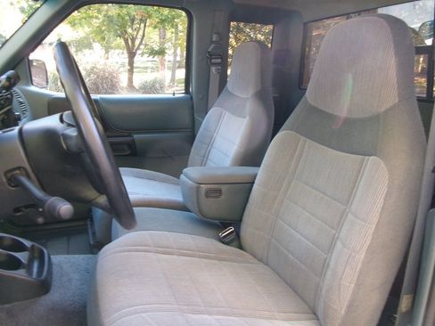Used 1997 Ford Ranger XLT image 15