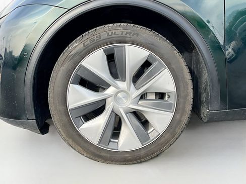 Used 2021 Tesla Model Y 2WD image 29