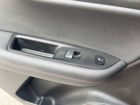 Used 2019 Chevrolet Blazer RS image 28