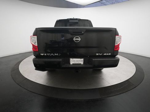 Used 2024 Nissan Titan SV w/ SV Convenience Package AWD/4WD image 25
