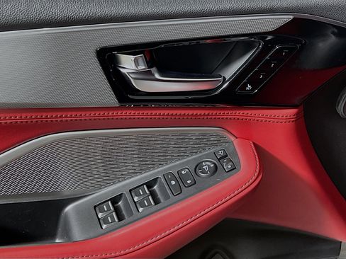 Used 2023 Acura MDX A-Spec image 17