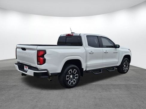 Used 2023 Chevrolet Colorado LT w/ LT Convenience Package III image 4