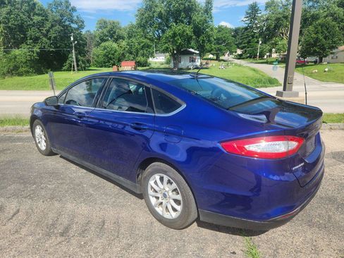 Used 2016 Ford Fusion S image 4