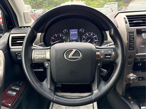 Used 2017 Lexus GX 460 w/ Navigation Package AWD/4WD image 26