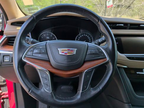 Used 2019 Cadillac XT5 Platinum image 21