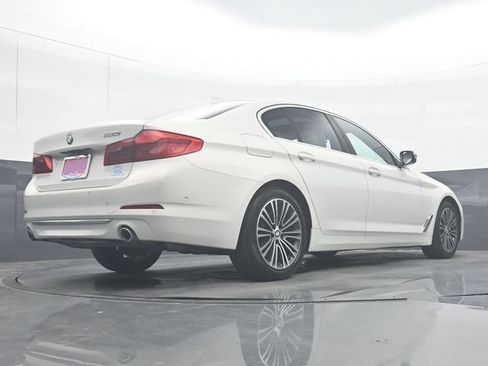 Used 2019 BMW 530i w/ Premium Package RWD image 32