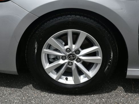 Certified 2025 Toyota Camry LE FWD image 20