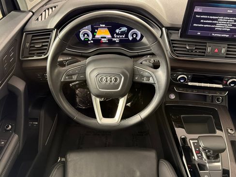 Used 2023 Audi Q5 e Premium Plus w/ Premium Plus Package image 13