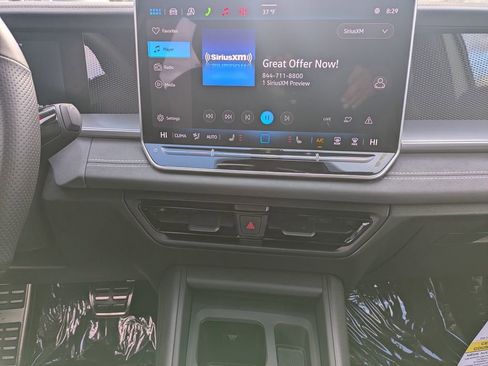 New 2026 Volkswagen Tiguan SE R-Line AWD/4WD image 31