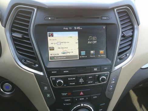 Used 2017 Hyundai Santa Fe Sport w/ 2.4L Tech Package 04 FWD image 16