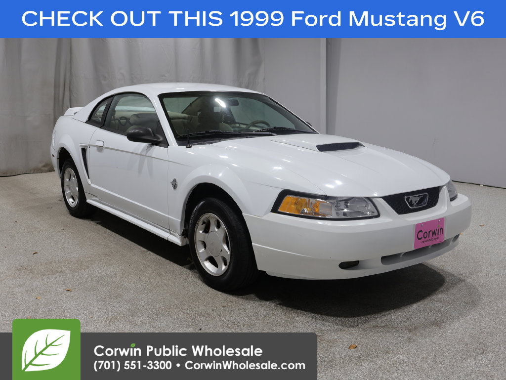 Used 1999 Ford Mustang Coupe RWD image 1