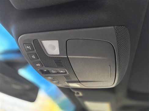 Used 2019 Lincoln MKZ Reserve w/ Luxury Package image 29