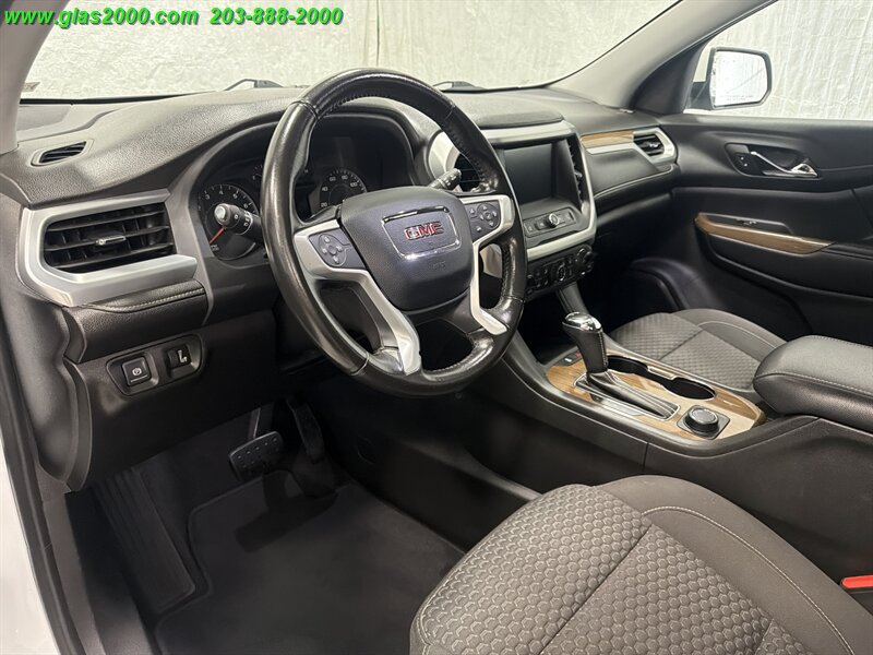Used 2019 GMC Acadia SLE AWD/4WD image 3