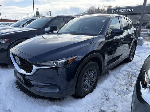 Used 2019 MAZDA CX-5 Touring image 4