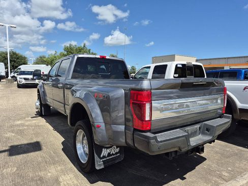 Used 2022 Ford F450 Platinum w/ FX4 Off-Road Package AWD/4WD image 4