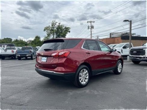 Used 2020 Chevrolet Equinox LT w/ Driver Convenience Package image 40