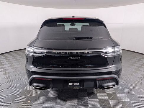Certified 2023 Porsche Macan AWD/4WD image 6