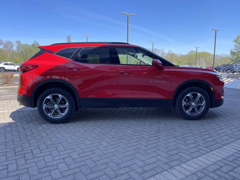 Used 2024 Chevrolet Blazer LT w/ Convenience Package FWD image 6