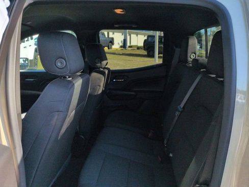 Used 2024 GMC Canyon Elevation w/ Convenience Package AWD/4WD image 13
