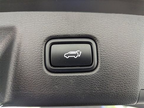 Used 2022 Kia Telluride SX w/ Towing Package image 19