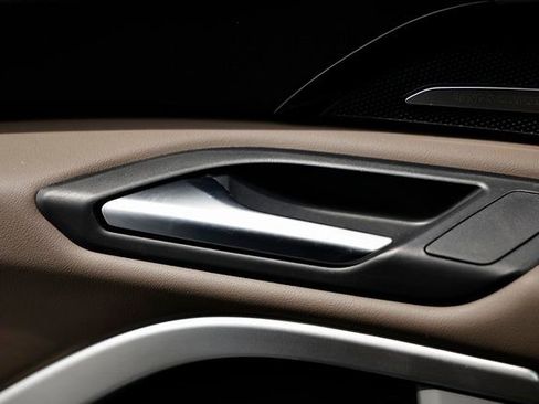 New 2025 Audi Q5 2.0T Premium Plus w/ Premium Plus image 17