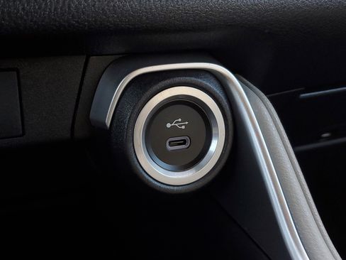 Certified 2025 Toyota Grand Highlander FWD image 30