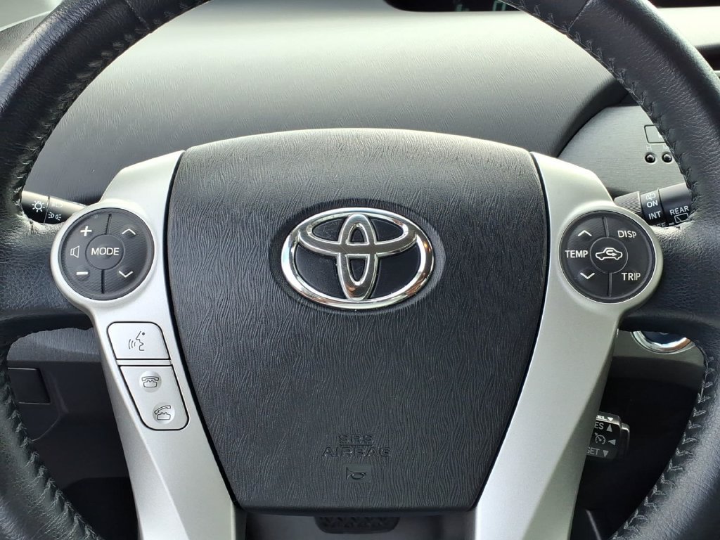 Used 2014 Toyota Prius Four FWD image 5