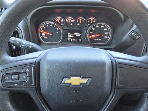 Used 2023 Chevrolet Silverado 1500 Custom image 13