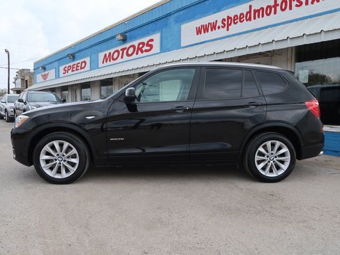 Used 2017 BMW X3 sDrive28i image 3